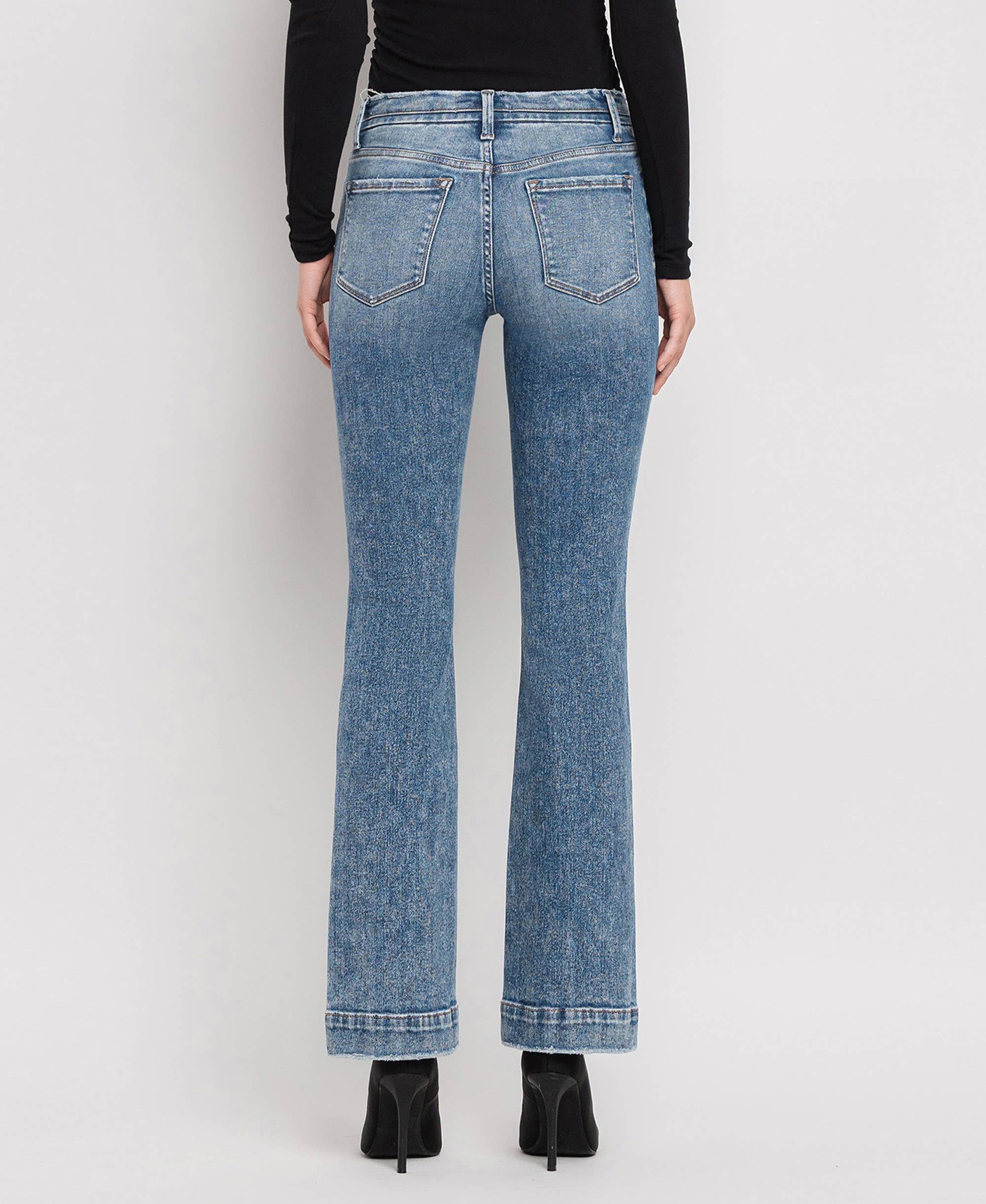 FLYING MONKEY MID RISE SEAMLESS WAISTBAND BOOTCUT JEANS