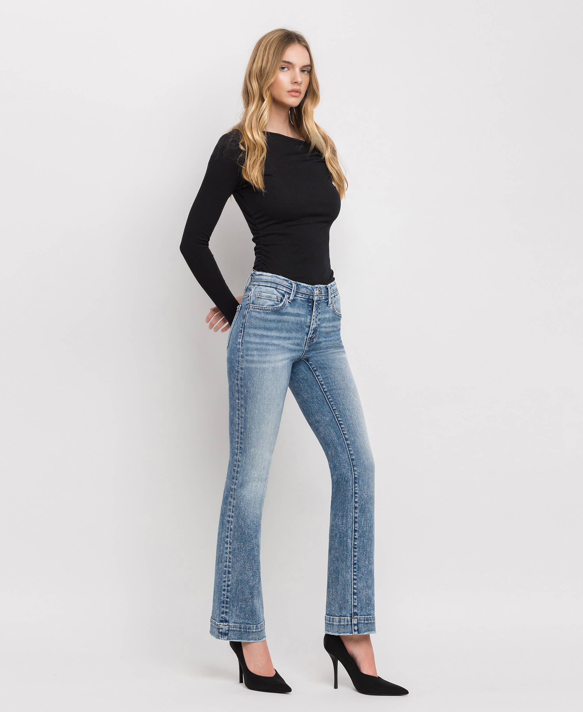 FLYING MONKEY MID RISE SEAMLESS WAISTBAND BOOTCUT JEANS