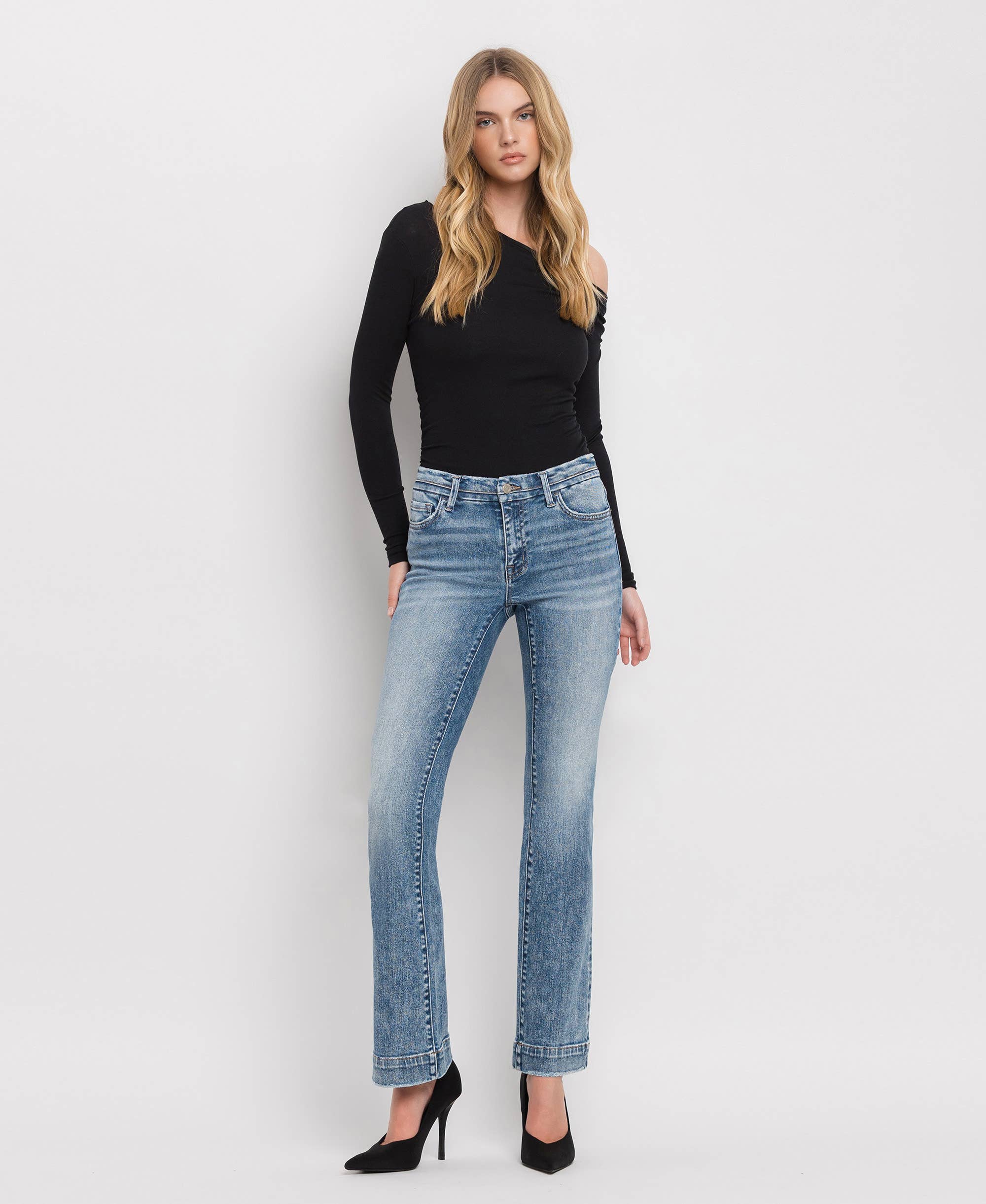 FLYING MONKEY MID RISE SEAMLESS WAISTBAND BOOTCUT JEANS