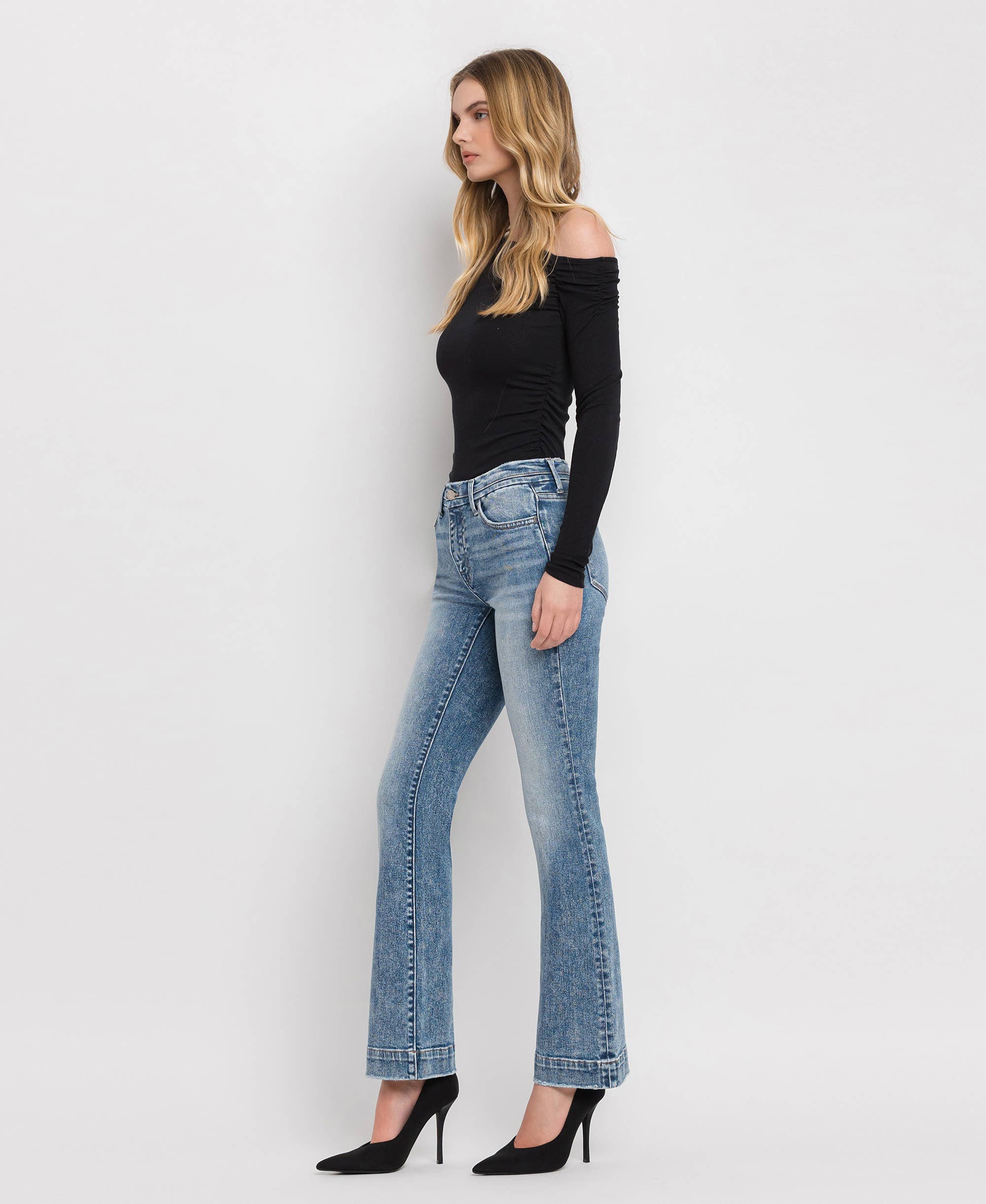 FLYING MONKEY MID RISE SEAMLESS WAISTBAND BOOTCUT JEANS